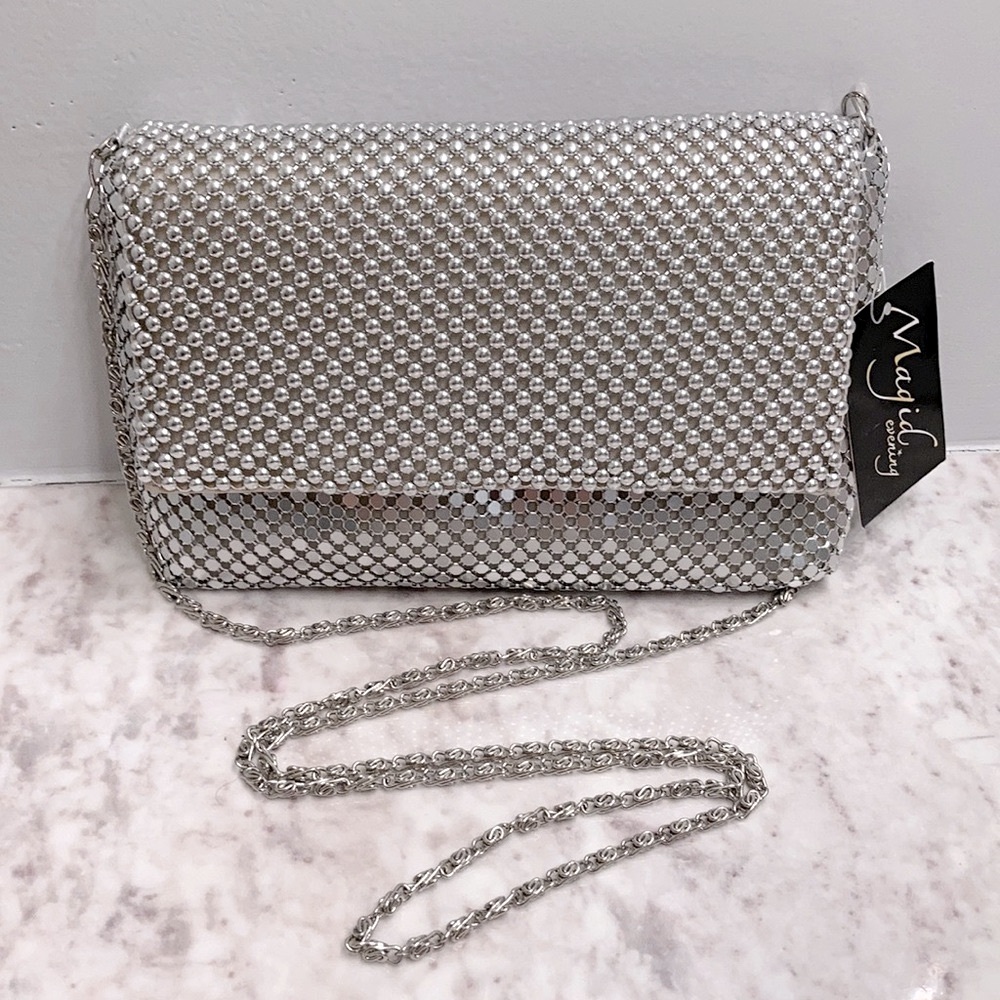 NWT!! Long-chained, silver purse